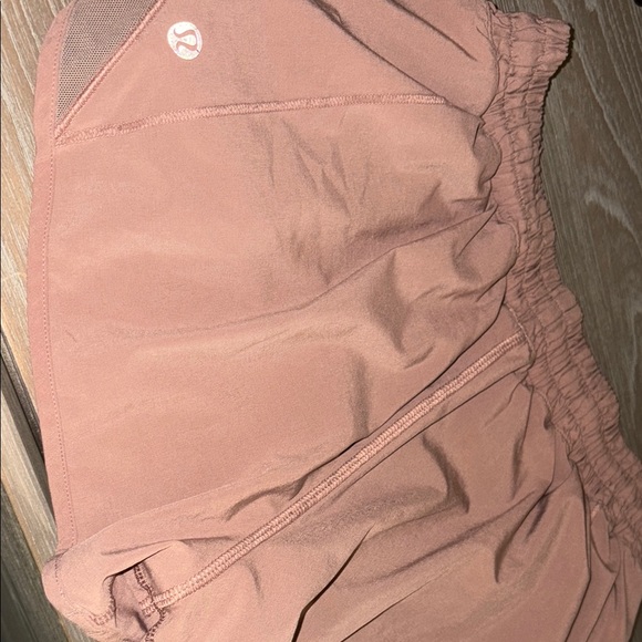 Women's Lululemon Hotty Hot shorts - Picture 2 of 2